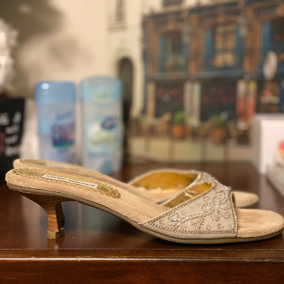 Steve Madden sandals/short heels - Picture 1 of 7